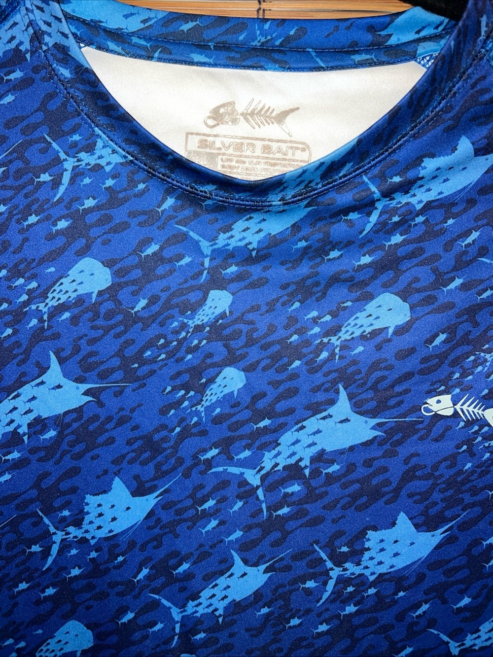 Silver Bait Men's Blue Short Sleeve Performance Tee